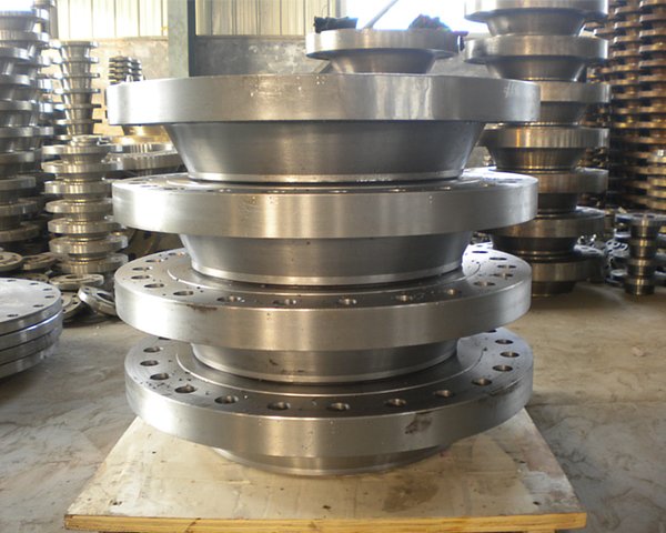 BS4504 large special blind flange